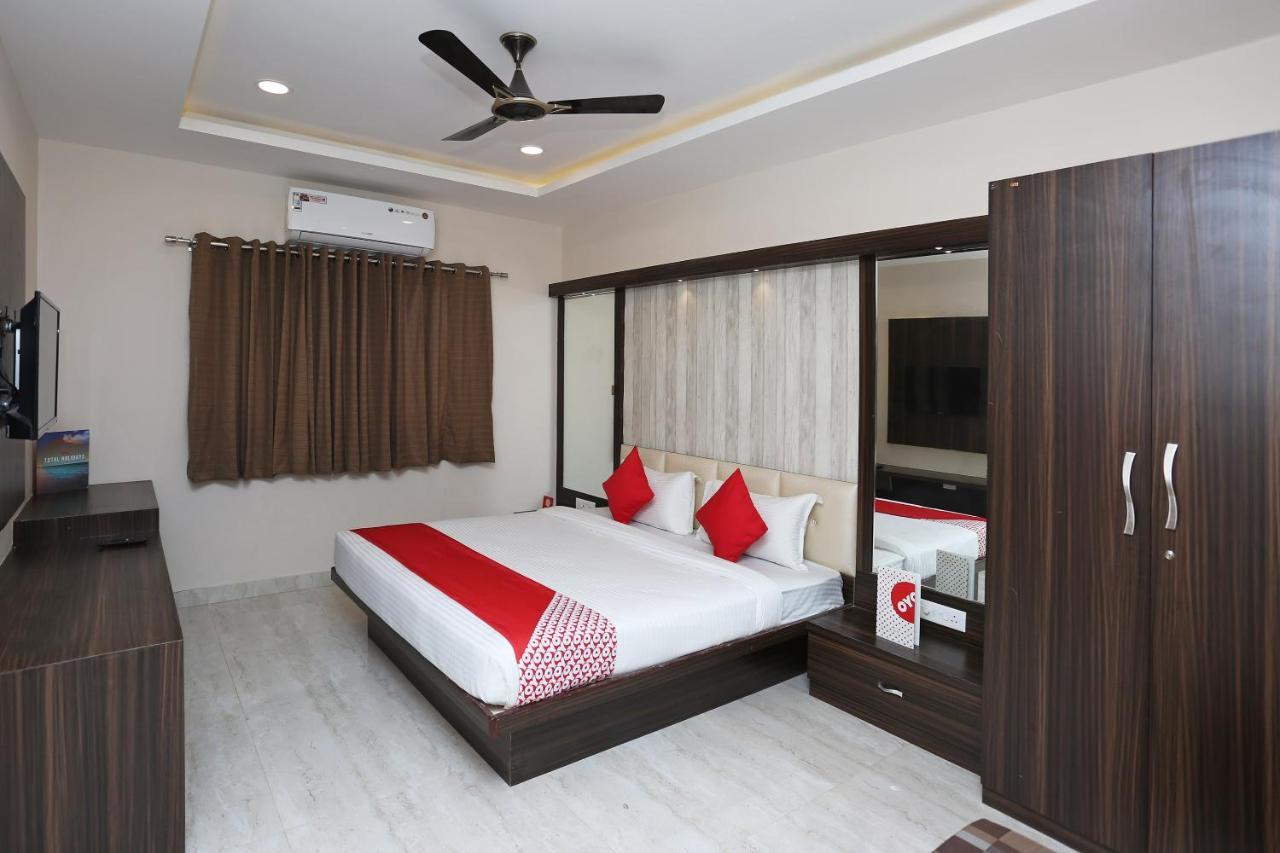 Oyo 15861 Hotel Shivganga Comfort Zone Rāipur Extérieur photo