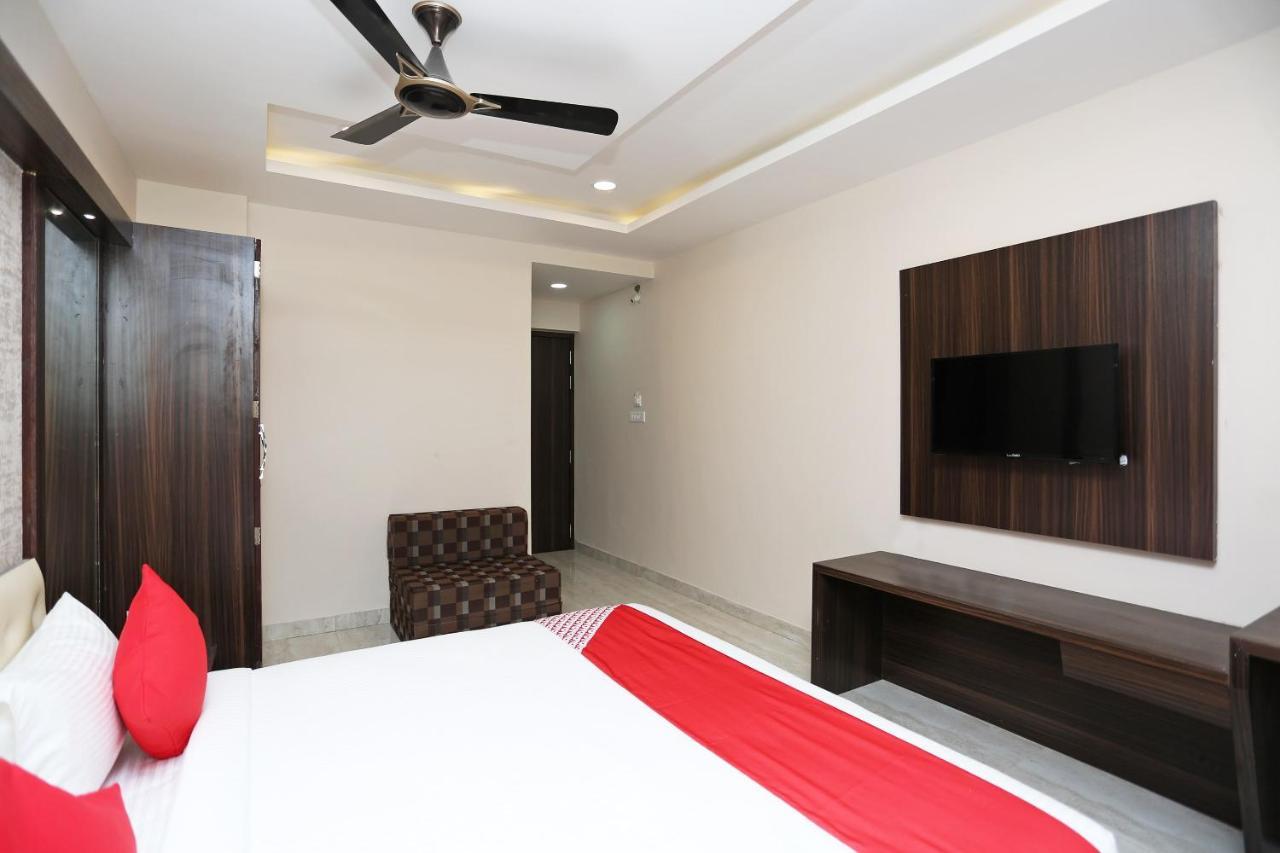 Oyo 15861 Hotel Shivganga Comfort Zone Rāipur Extérieur photo