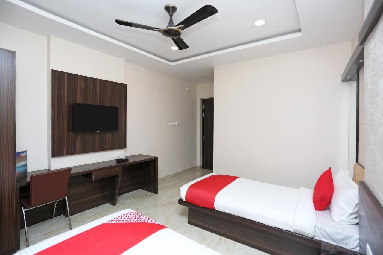 Oyo 15861 Hotel Shivganga Comfort Zone Rāipur Extérieur photo